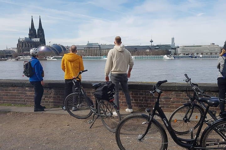 Exclusive E‑Bike Tour of Cologne: 3.5‑Hour Small‑Group City Ride photo 3