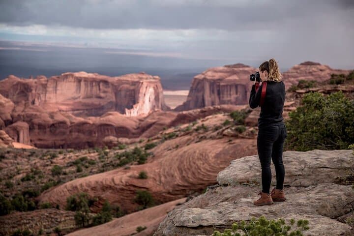 Unlocking the Secrets of Hunts Mesa: A 7-Hour Monument Valley Adventure photo 3