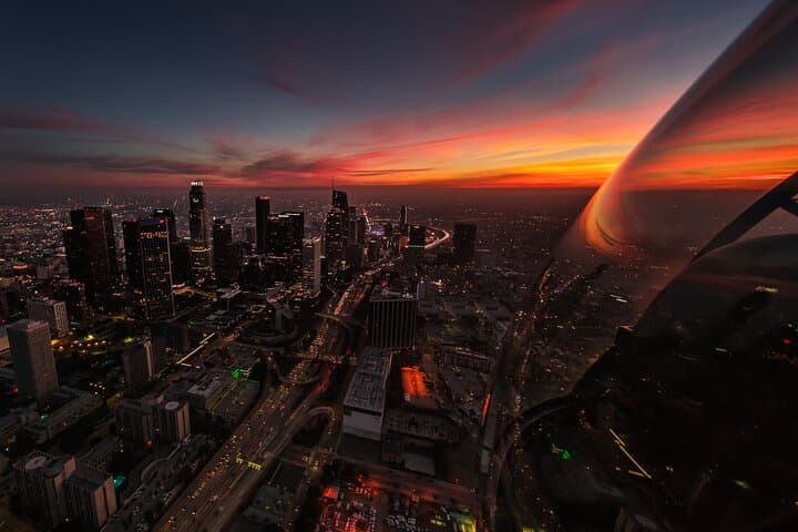 Downtown LA Lights: Private Sunset & Night Helicopter Tour