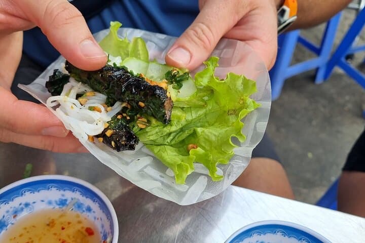 Saigon Walking Food Tour: 13 Tastings Through Districts 3, 10 & 5 photo 6