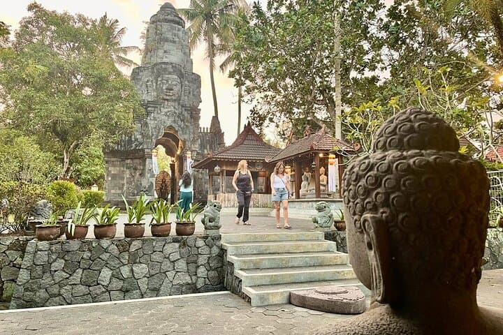 Borobudur Sunrise and Merapi Jeep Day Tour from Yogyakarta photo 2