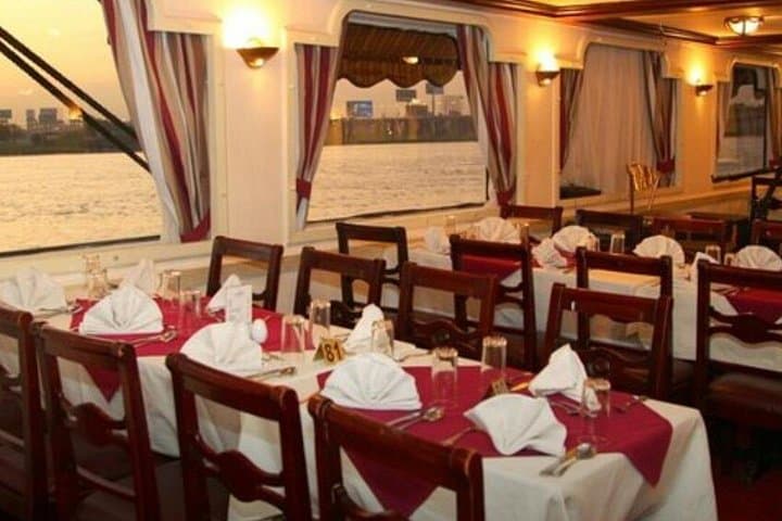 Cairo Night Nile Dinner Cruise: Private 5-Star Experience with Live Music and Dancers photo 3