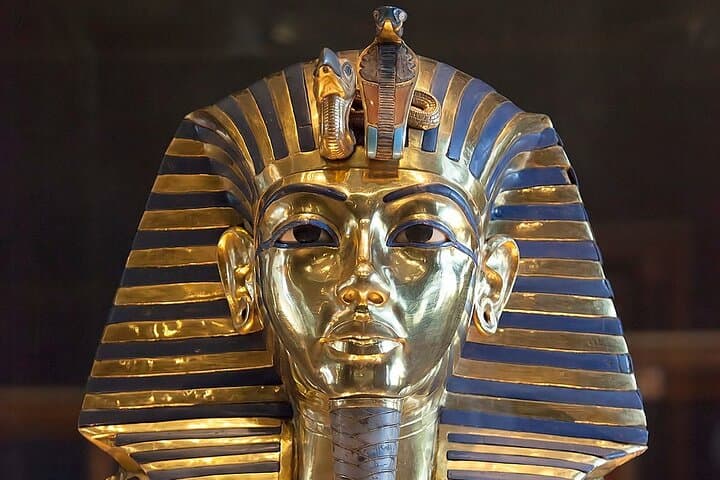 Full-Day Giza Pyramids, Egyptian Museum & Citadel Bazaar Tour from Sharm El-Sheikh photo 5