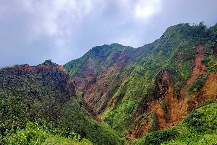Hike to Dominica's Boiling Lake & Swim Titou Gorge: Full-Day Guided Trek photo 3