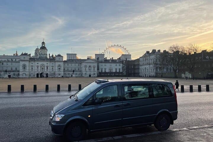 Private London Cab Half-Day Tour: Westminster, St. Paul’s & Tower Highlights photo 5