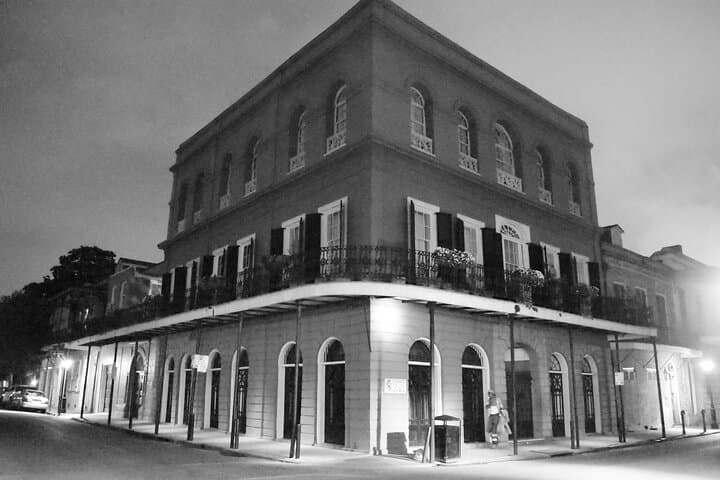 French Quarter Ghost Stories & True Crime Walking Tour — New Orleans Night Walk photo 4