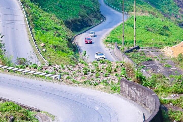 Ha Giang Loop 4-Day Private Car Tour from Sapa — Dong Van, Ma Pi Leng & Nho Que River photo 3
