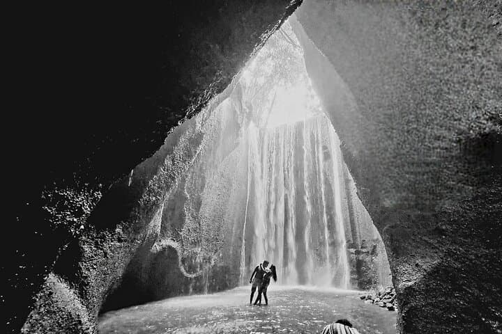 East Bali Full-Day Tour: Gate of Heaven, Tirta Gangga & Virgin Beach photo 6
