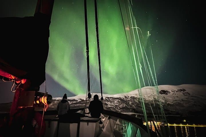 Luxury Northern Lights Yacht Cruise with Hot Tub from Tromsø photo 3