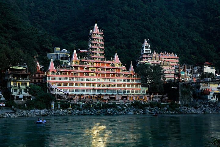 Same-Day Rishikesh and Haridwar Tour from Delhi — Ganga Aarti, Beatles Ashram & River Ghats photo 2