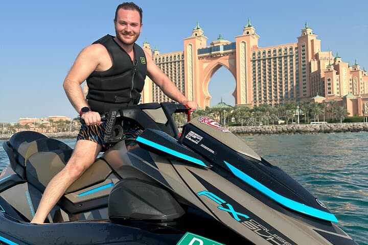 Jet Ski Dubai: 60-Minute Marina-to-Atlantis The Royal Tour photo 2