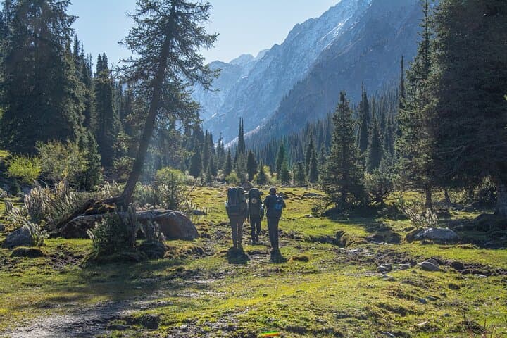 7-Day Tian Shan Trek: Ala-Kul, Telety Pass & Jeti-Oguz Valley photo 2