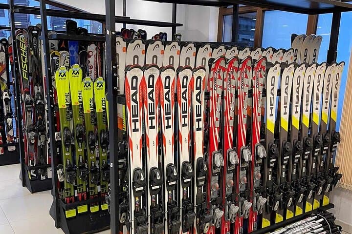 Ski & Snowboard Rentals at Bansko Gondola — Rent Gear at the Lift photo 4