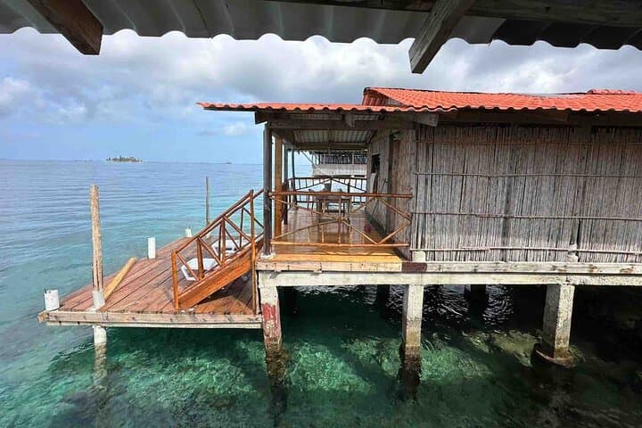 San Blas Overwater Cabin: 3-Day Isla Narasgandup Escape with Boat Tours photo 2