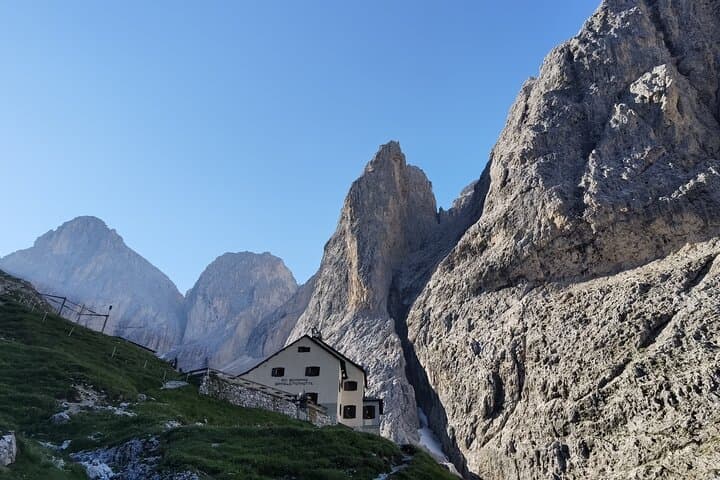 Dolomites Alta Via Multi-Day Hiking Tour — 2–4 Day Rifugio Trek photo 3