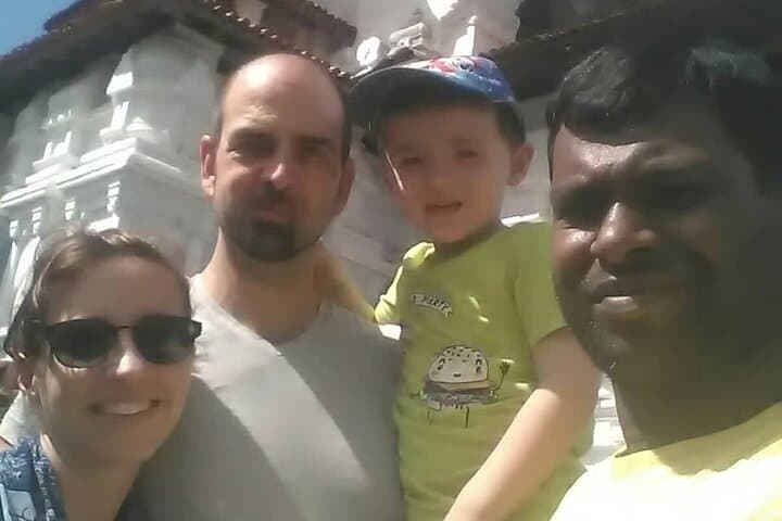 Tuk Tuk Through Kandy: Essential Day Tour of Temples, Gardens & Tea photo 2