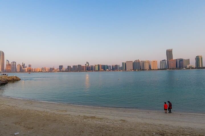 Dubai to Abu Dhabi Private Transfer with 6‑Hour Stops: JBR, Miracle Garden & Safari Park photo 2