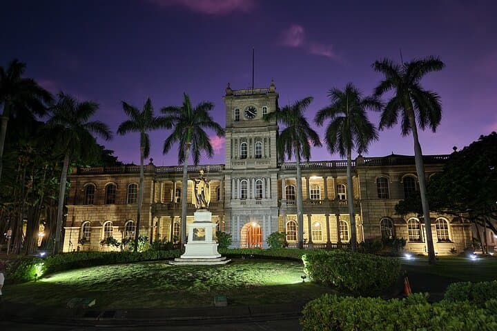 Honolulu Night Marchers Ghost Tour — Downtown Haunted Walking Experience photo 3