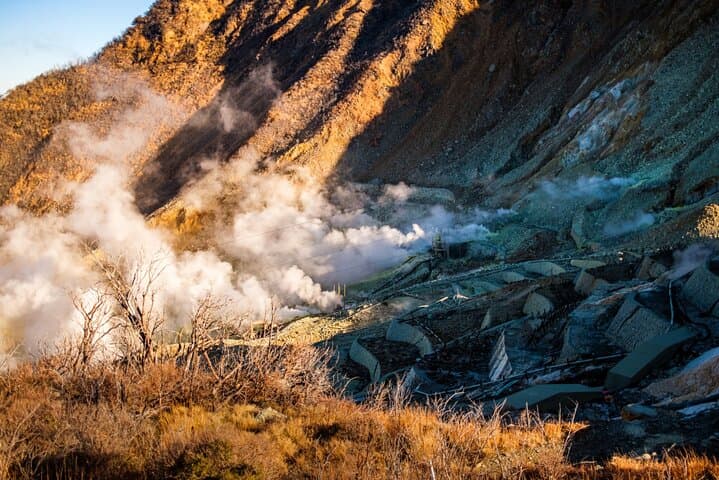 Hakone All-Inclusive Private Tour: Kimono, Ropeway, Owakudani & Hakone Shrine photo 2