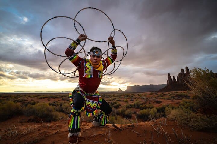 Explore Monument Valley: Private Navajo-Guided Journey into Iconic Desert Landscapes photo 5