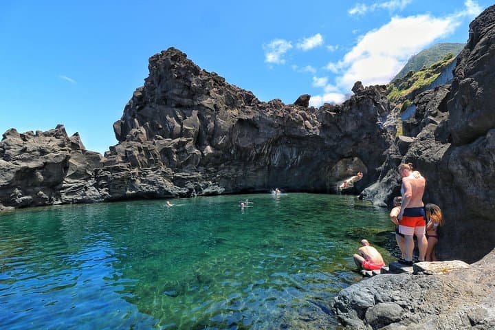 Northwest Madeira 4x4: Fanal, Paul da Serra & Porto Moniz Pools