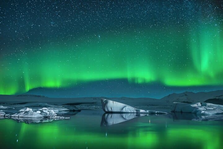 Private Northern Lights Hunt from Reykjavík: Night Drive to Aurora Hotspots photo 1