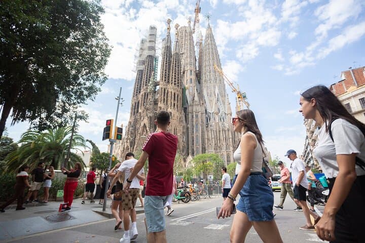 Inside Gaudí’s Sagrada Familia: Skip-the-Line Guided Tour in Barcelona photo 1