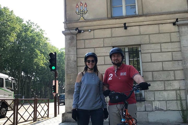 Ride and Reveal: Electric Scooter Street-Art Tour in Versailles photo 4