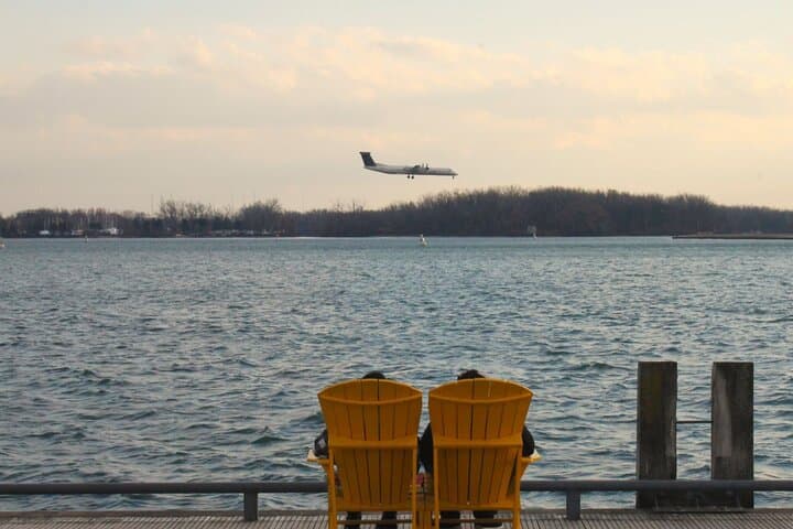 Toronto Layover Private Tour: Union Station, CN Tower & St. Lawrence Market in 90 Minutes photo 2
