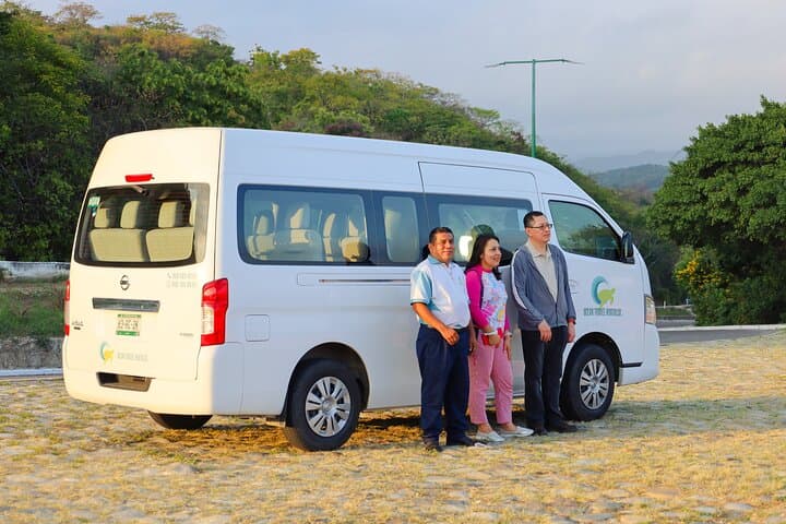 Huatulco Highlights: Guided Bay Viewpoints, Oaxacan Tasting & Artisan Markets with Pickup photo 4