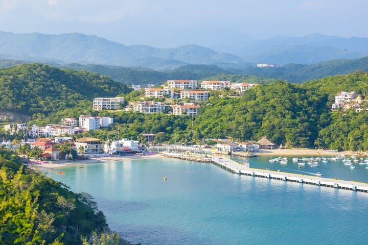 Huatulco Highlights: Guided Bay Viewpoints, Oaxacan Tasting & Artisan Markets with Pickup photo 5