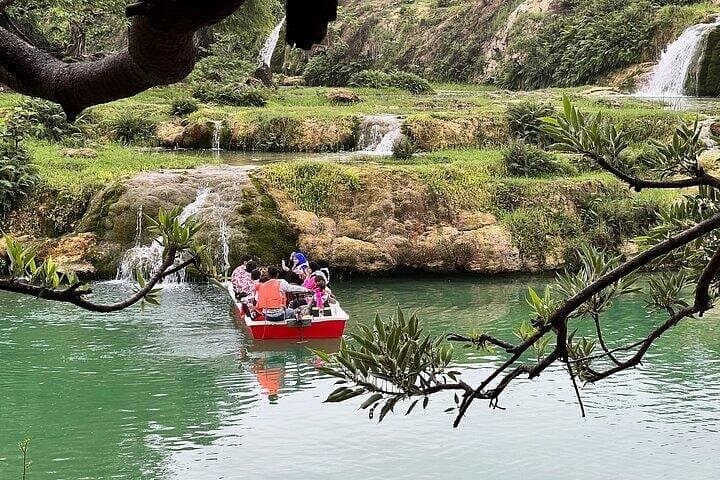 East Salalah Mountain Safari: Full-Day Wadi Darbat, Jabal Samhan & Tawi Ateer photo 2