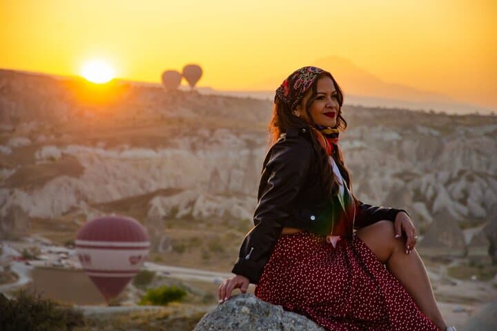 Cappadocia Sunrise Hot Air Balloon Watching Tour with Pickup and Breakfast photo 4