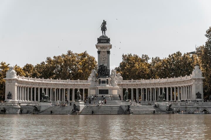 Self-Guided City Quest in Madrid: Interactive Treasure Hunt & Walking Tour photo 6