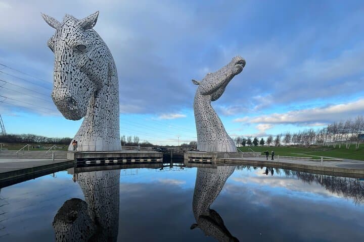 New Lanark & The Kelpies: Private Day Tour From Edinburgh — Industrial Heritage and Modern Marvels