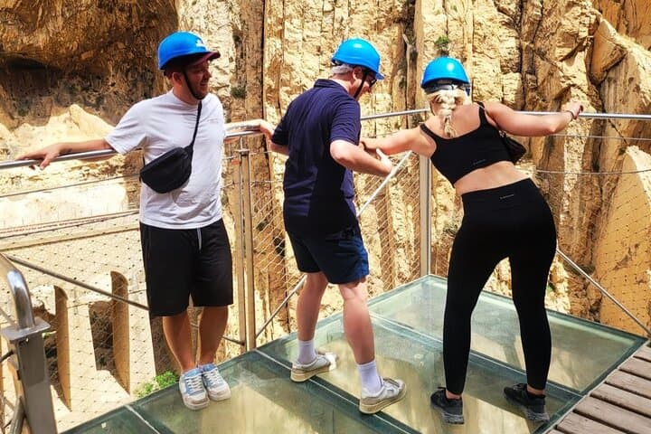 Private Caminito del Rey Tour from Malaga & Marbella — El Chorro Gorge Guide photo 3