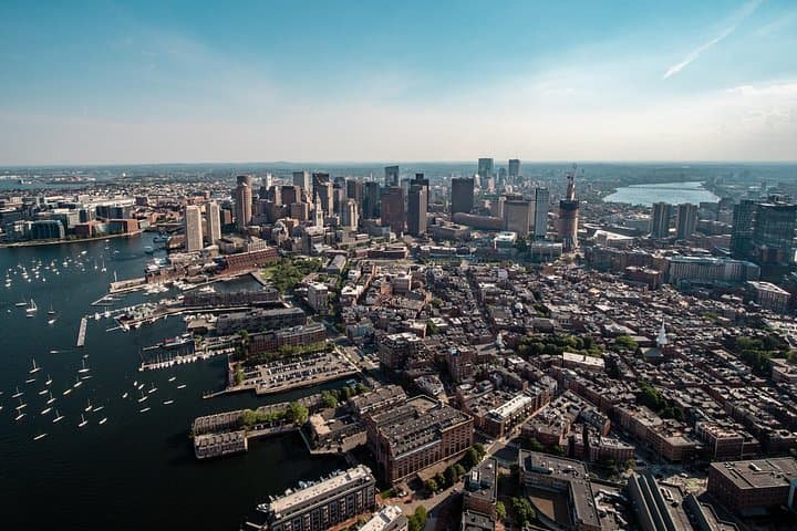 Boston Helicopter Skyline Tour — Private 30-Min Aerial Experience Over the City photo 1