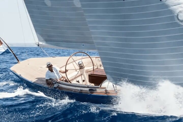 Sunset Sail on Lake Como: 2-Hour Private Sailboat with Aperitif
