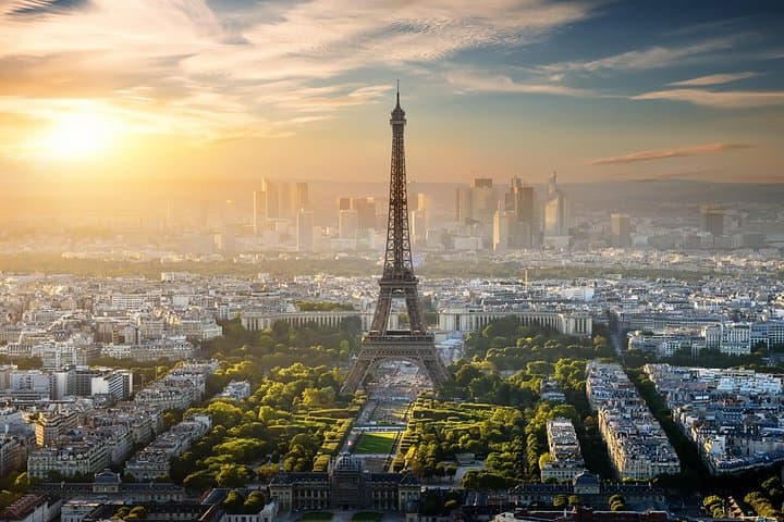 Eiffel Tower 2nd-Floor Access & 1-Hour Seine Cruise — Skip-the-Line Paris Experience