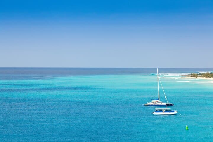 Private Catamaran Cruise: Grace Bay, Pine Cay & Half Moon Bay photo 2