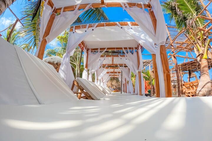 Mambo Beach Club: Full-Day Playa Blanca Trip from Cartagena photo 2