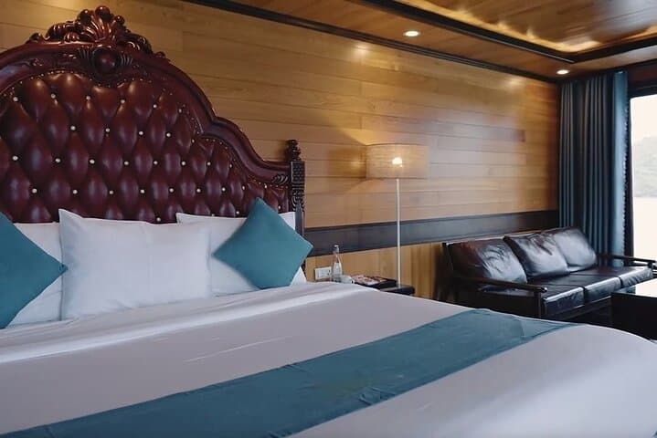 3-Day Oasis Bay Cruise: Halong & Lan Ha Bay Adventure from Hanoi photo 2