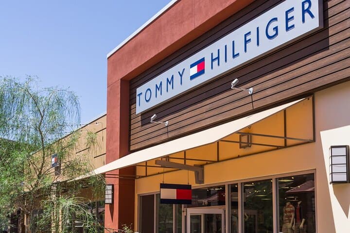Private Shopping Tour to Tanger Outlets Phoenix with Hotel Pickup