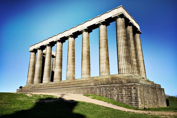 Essence of Edinburgh: Private Half-Day Sightseeing Tour