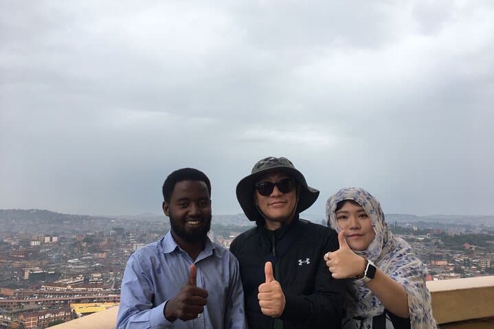 Kampala Heart of Walking Adventure: Markets, Mosques & Local Flavors