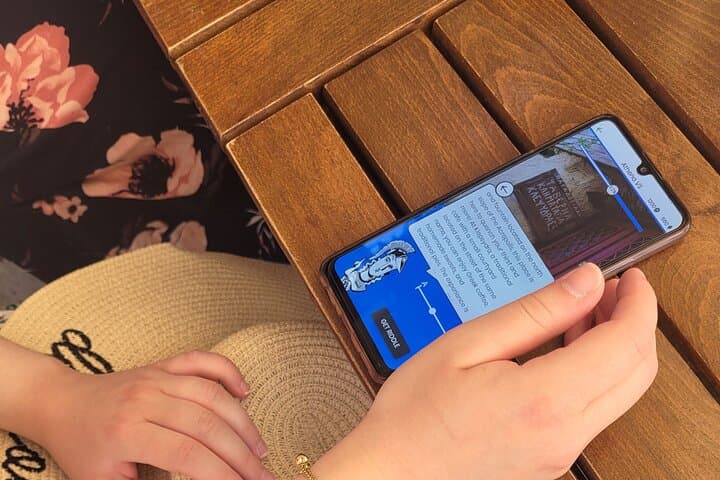 Athens Athena vs Poseidon Treasure Hunt: Plaka & Acropolis Interactive Family Tour photo 4