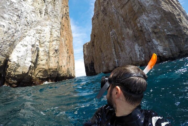 Private Snorkel Tour from San Cristóbal: Kicker Rock, Rosa Blanca & Sardina Bay