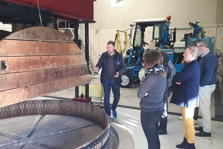 4x4 Champagne Vineyard Tasting and Cellar Visit on Montagne de Reims photo 2
