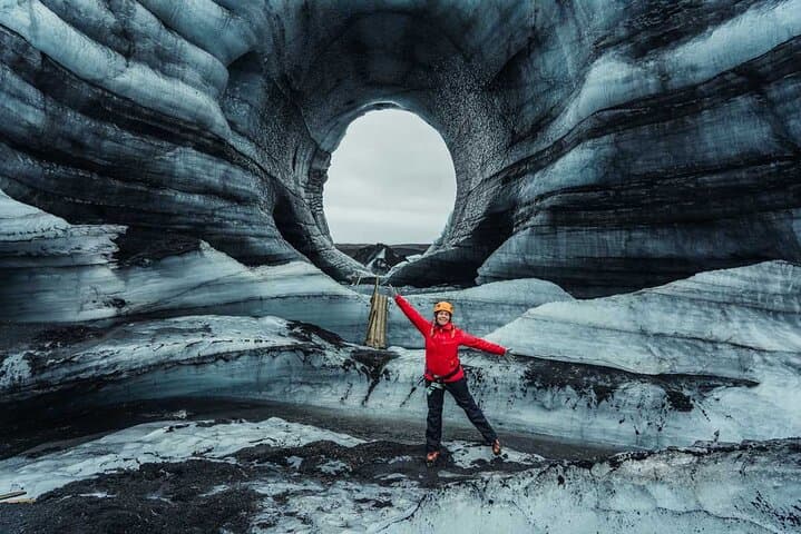 Iceland Ring Road in Six Days: Waterfalls, Glaciers & Geothermal Baths photo 3