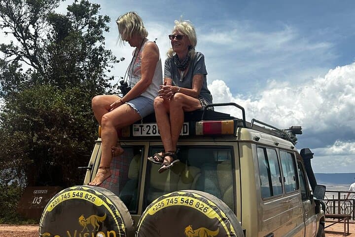 7-Day Big Five Safari in Tanzania: Private Camping Tour to Tarangire, Serengeti & Ngorongoro